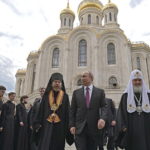 Президент России посетил Сретенский монастырь
